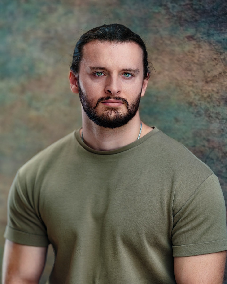 Kastriot Hasani-actor-headshot-4